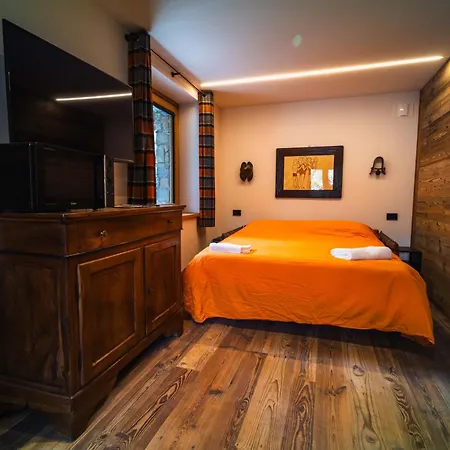 - Mont Blanc * קורמאיור