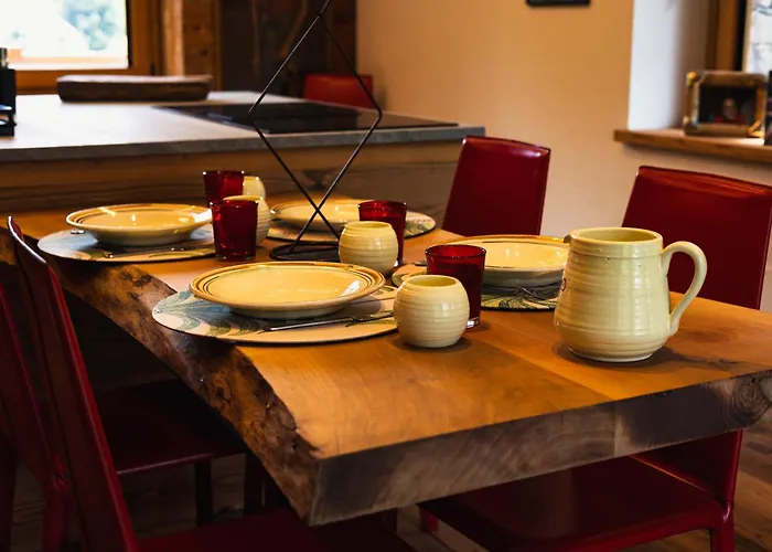 - Mont Blanc Апартаменты *