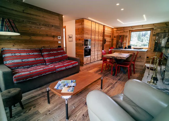 - Mont Blanc Апартаменты *