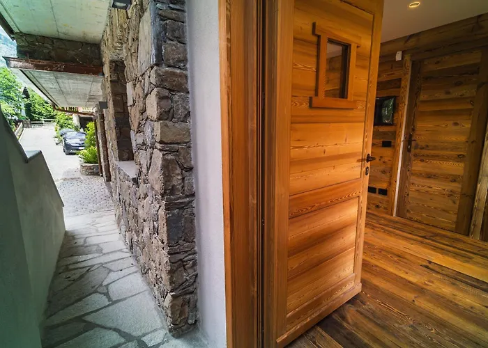 - Mont Blanc Apartment Courmayeur