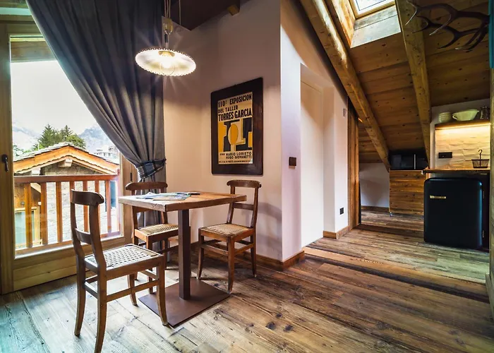 - Mont Blanc Apartment Courmayeur